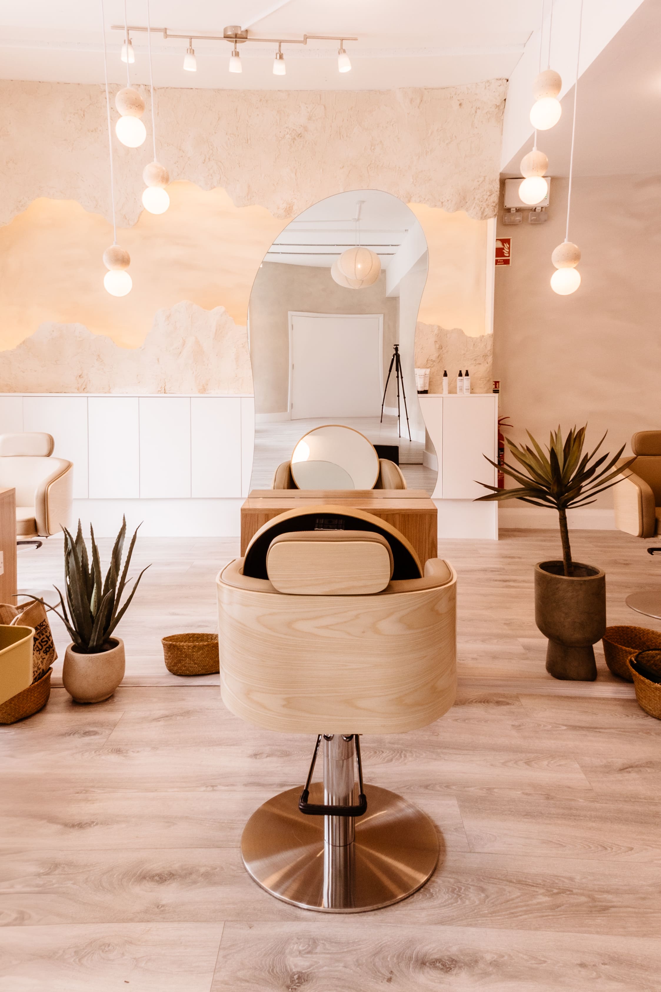 Maru Japonese Hair Salon Dublin Ireland I Studio Forja I Restaurant Concept Design